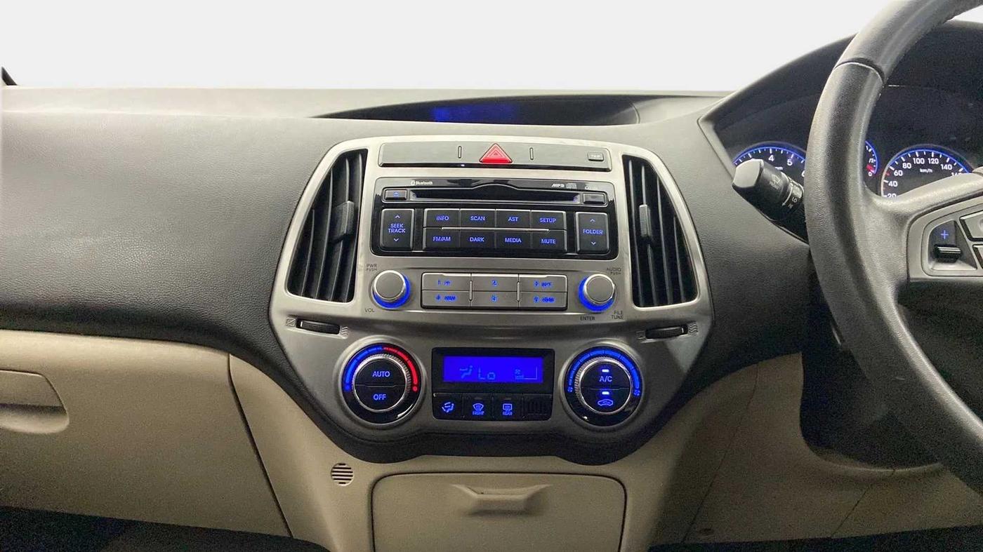 2012 Hyundai i20 SPORTZ 1.2, Petrol, Manual, 38,312 km, Air Conditioner