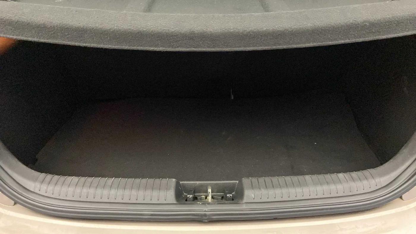 2012 Hyundai i20 SPORTZ 1.2, Petrol, Manual, 38,312 km, Boot Inside