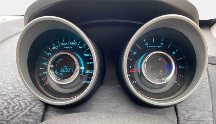 2018 Mahindra XUV500 W10, Diesel, Manual, 50,013 km, Odometer Image