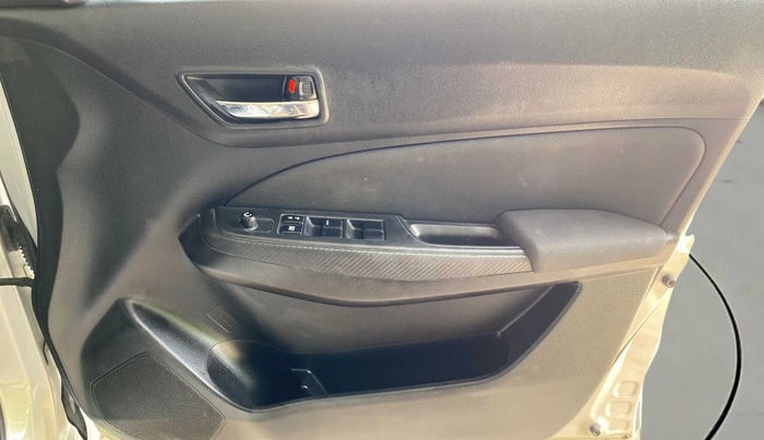 2021 Maruti Swift VXI, Petrol, Manual, 32,021 km, Driver Side Door Panels Control