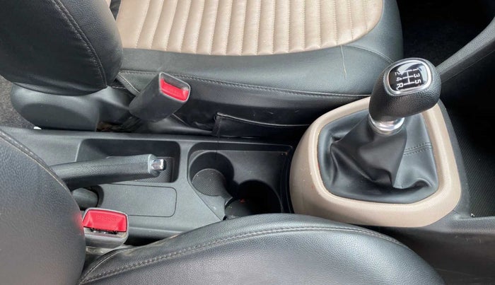 2018 Hyundai Grand i10 SPORTZ 1.2 KAPPA VTVT, Petrol, Manual, 44,845 km, Gear Lever