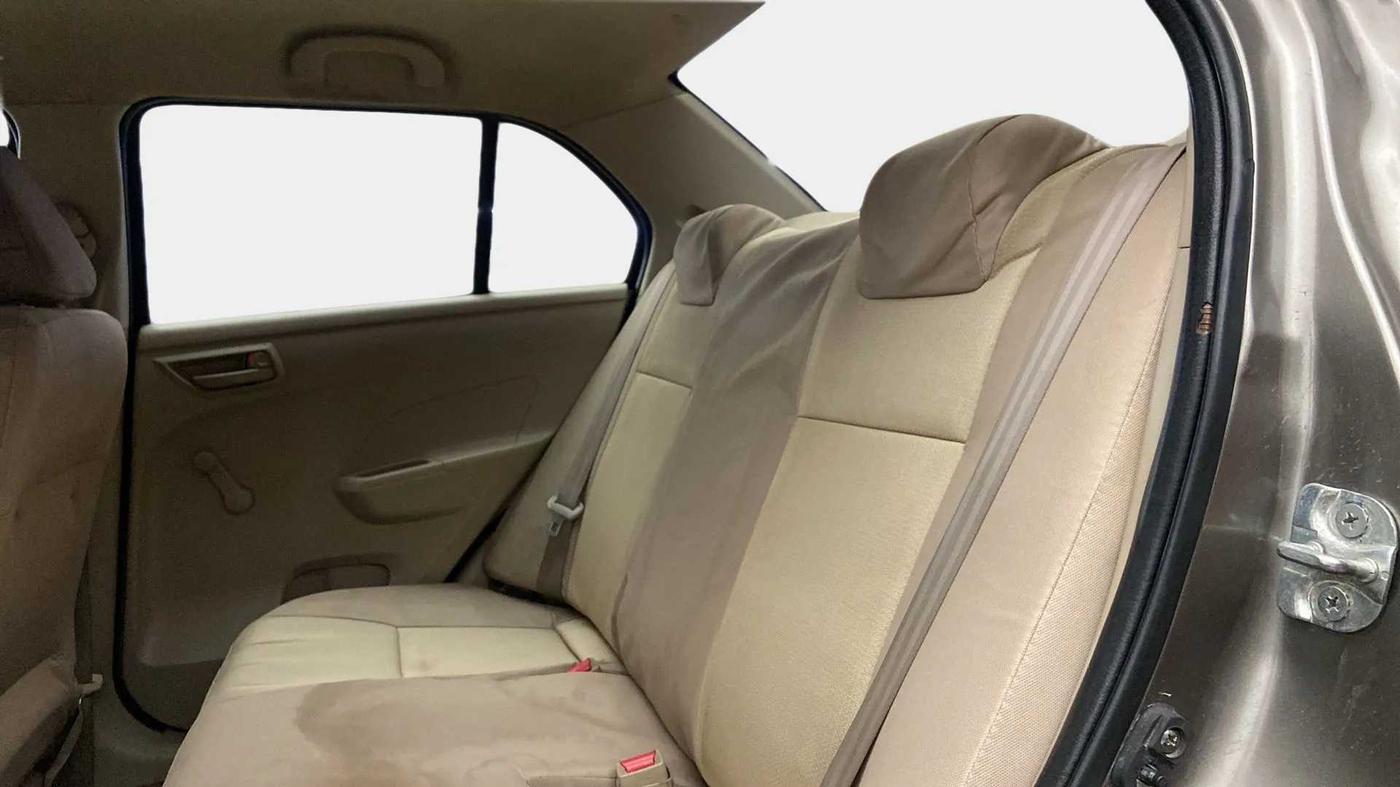 2015 Maruti Swift Dzire LXI (O), Petrol, Manual, 93,772 km, Right Side Rear Door Cabin