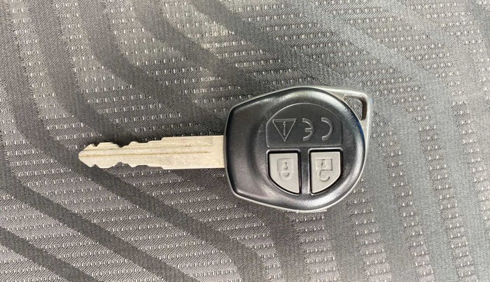 2019 Maruti Swift VXI, Petrol, Manual, 86,009 km, Key Close Up