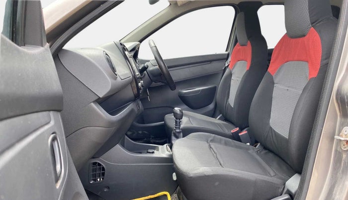 2016 Renault Kwid RXT 0.8, Petrol, Manual, 18,536 km, Right Side Front Door Cabin