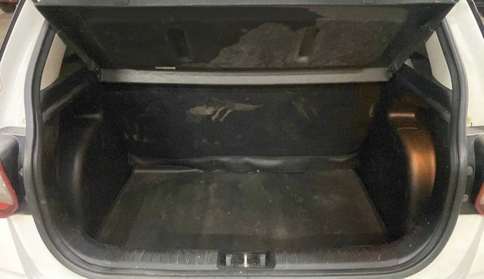 2019 Hyundai VENUE S 1.2, Petrol, Manual, 22,288 km, Boot Inside
