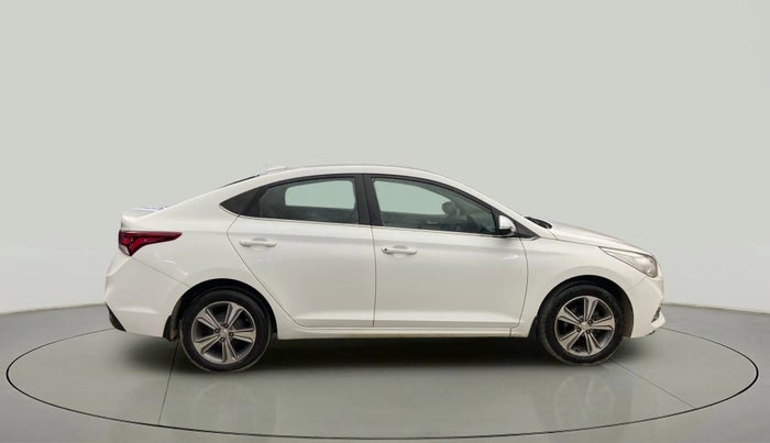 2017 Hyundai Verna 1.6 VTVT SX, Petrol, Manual, 87,275 km, Right Side View