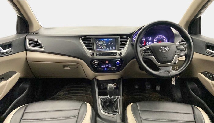 2017 Hyundai Verna 1.6 VTVT SX, Petrol, Manual, 87,275 km, Dashboard