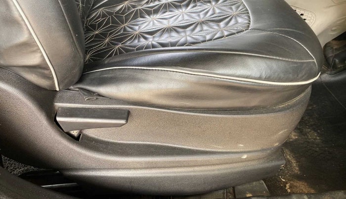 2019 Tata NEXON XM DIESEL, Diesel, Manual, 86,098 km, Driver Side Adjustment Panel