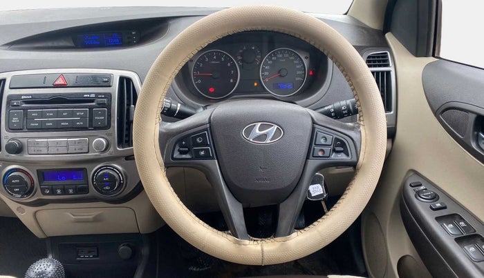 2013 Hyundai i20 SPORTZ 1.2, Petrol, Manual, 55,123 km, Steering Wheel Close Up