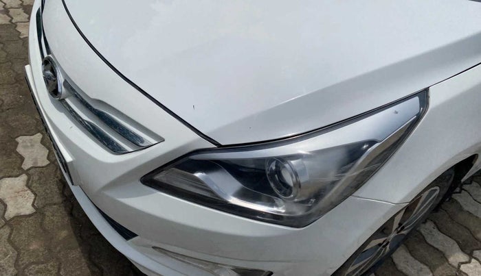 2017 Hyundai Verna 1.6 CRDI SX, Diesel, Manual, 1,23,051 km, Bonnet (hood) - Minor scratches