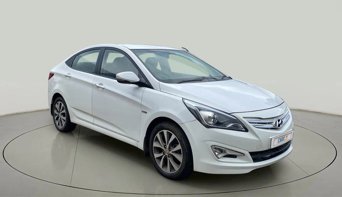 2017 Hyundai Verna 1.6 CRDI SX, Diesel, Manual, 1,23,051 km, Right Front Diagonal