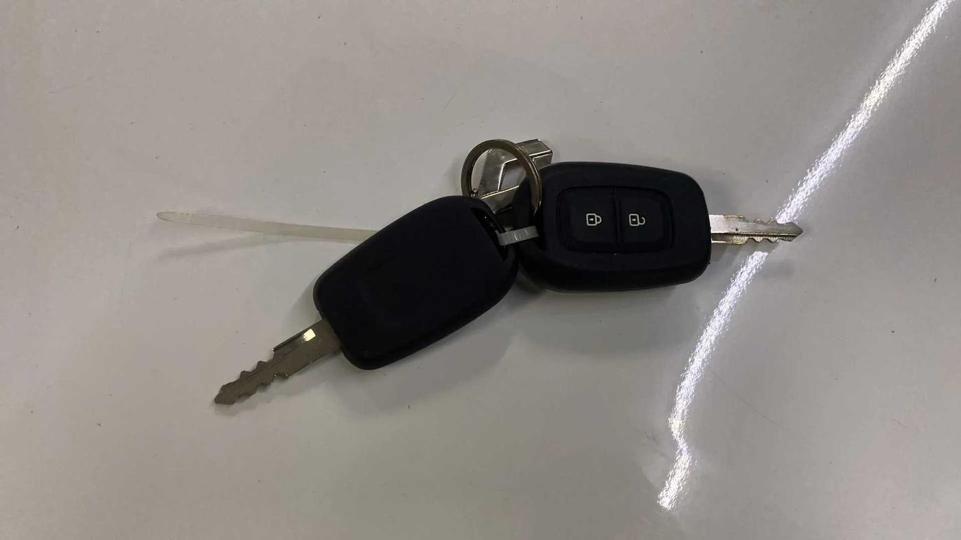 2023 Renault Kwid RXT 1.0, Petrol, Manual, 8,333 km, Key Close Up