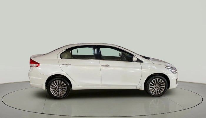 2016 Maruti Ciaz ZXI+, Petrol, Manual, 1,14,722 km, Right Side View