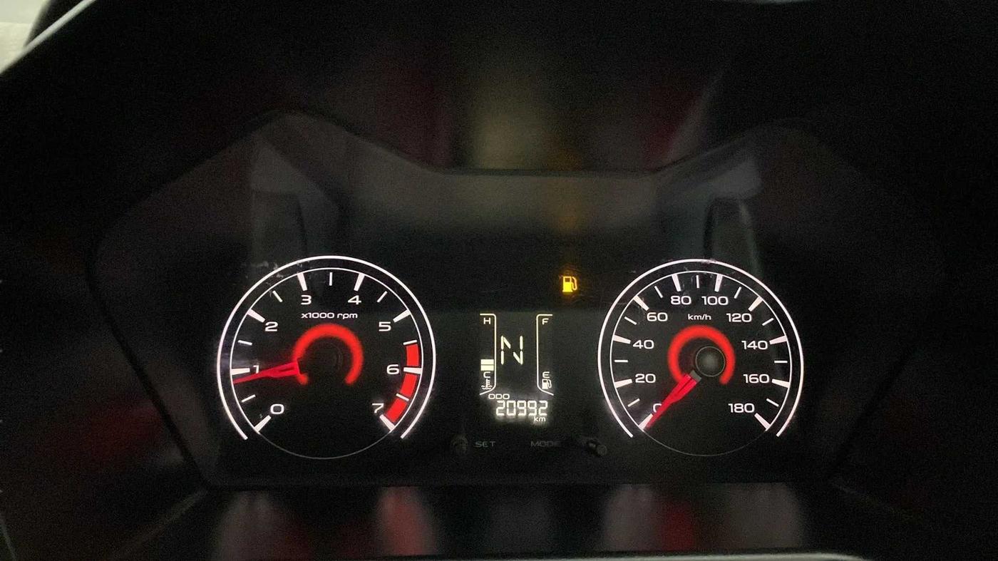 2017 Mahindra KUV 100 NXT K4+ P 6 STR, Petrol, Manual, 21,144 km, Odometer Image