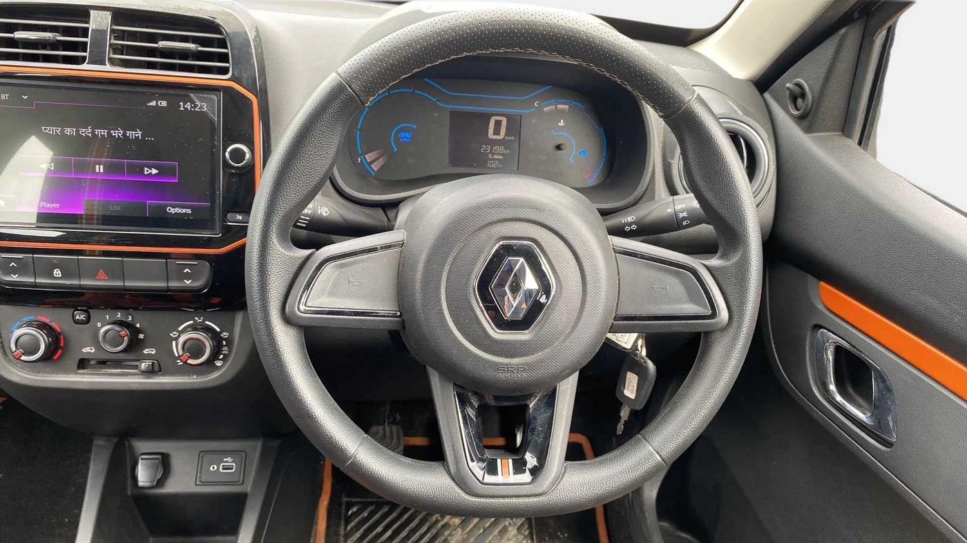 2020 Renault Kwid CLIMBER 1.0 (O), Petrol, Manual, 23,189 km, Steering Wheel Close Up