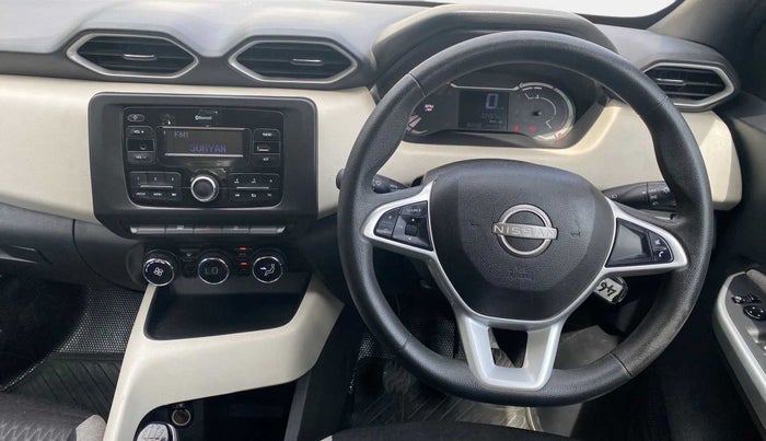 2022 Nissan MAGNITE XL, Petrol, Manual, 32,612 km, Steering Wheel Close Up