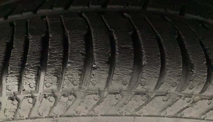 2015 Ford Ecosport TITANIUM 1.5L PETROL AT, Petrol, Automatic, 62,217 km, Left Front Tyre Tread