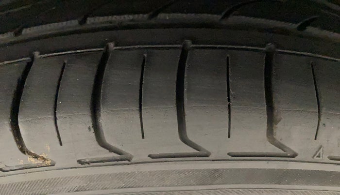 2019 Tata NEXON XZA PLUS PETROL, Petrol, Automatic, 90,050 km, Left Front Tyre Tread