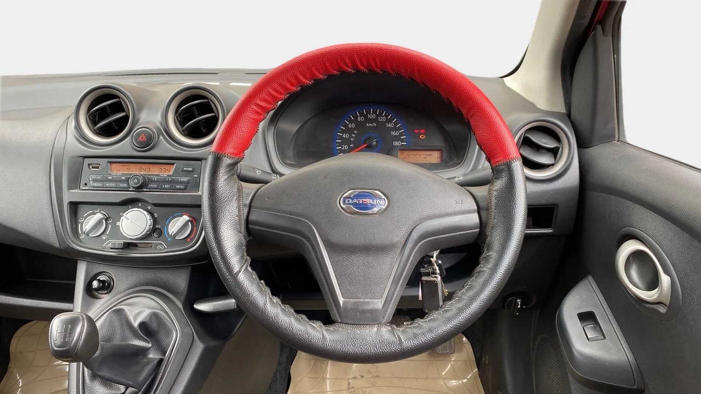 2018 Datsun Go Plus T, Petrol, Manual, 10,425 km, Steering Wheel Close Up