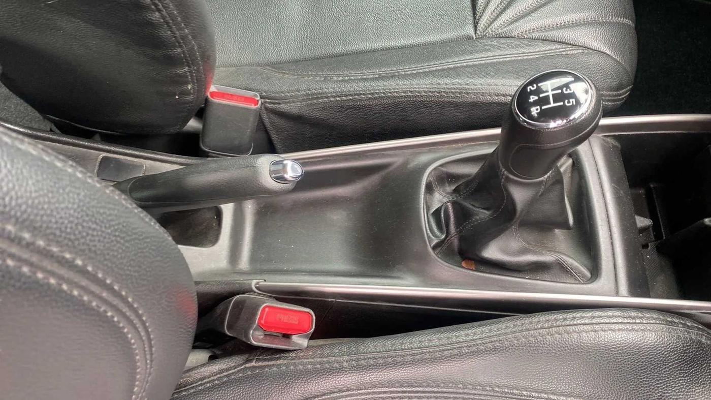 2019 Maruti Baleno ALPHA PETROL 1.2, Petrol, Manual, 53,180 km, Gear Lever