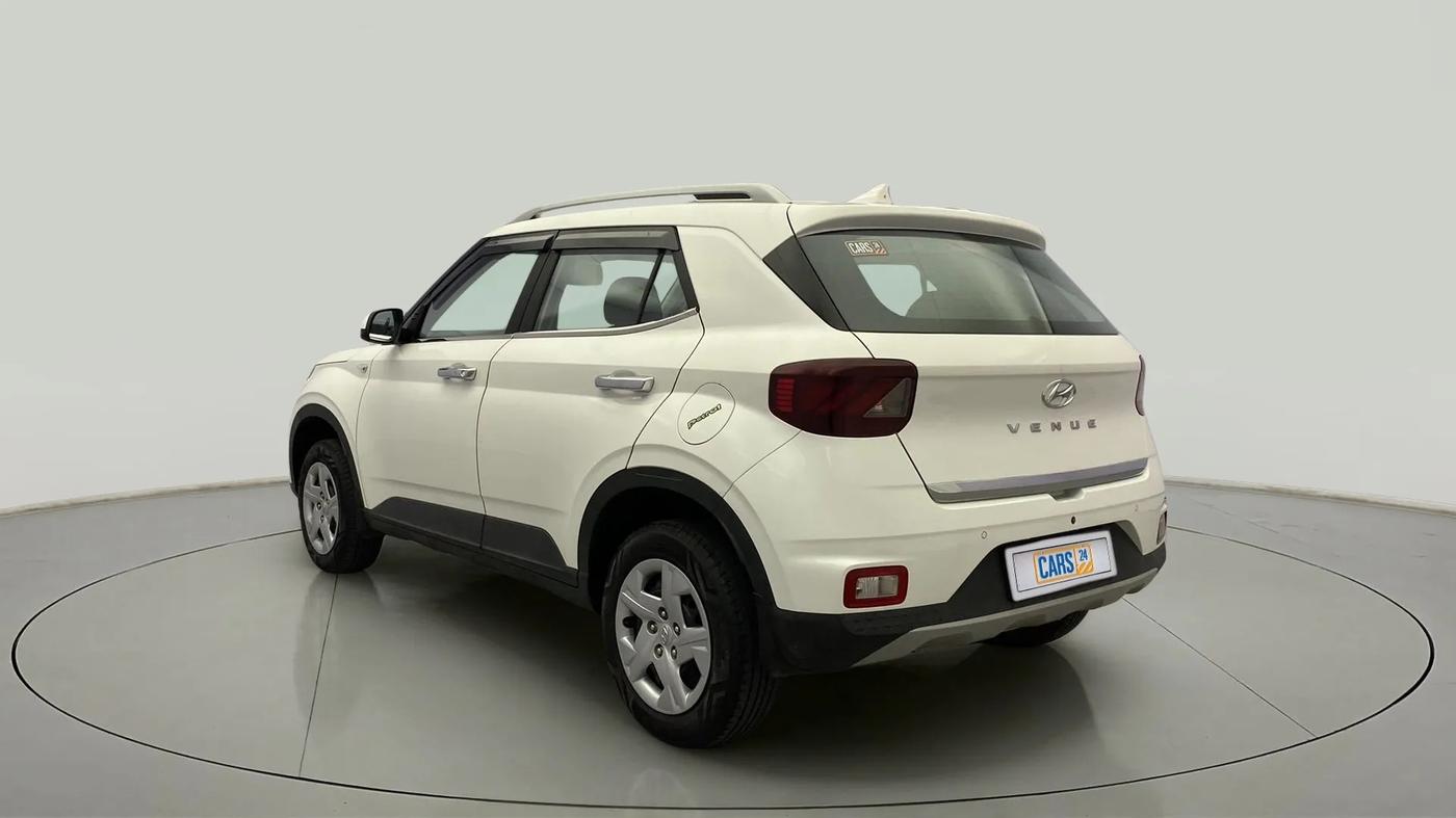 2021 Hyundai VENUE S 1.2, Petrol, Manual, 14,750 km, Left Back Diagonal