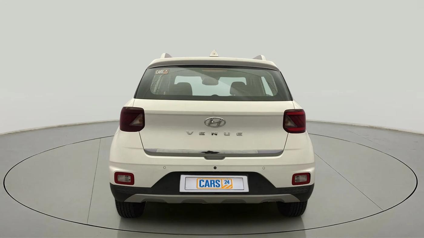 2021 Hyundai VENUE S 1.2, Petrol, Manual, 14,750 km, Back/Rear