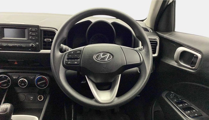 2021 Hyundai VENUE S 1.2, Petrol, Manual, 14,750 km, Steering Wheel Close Up