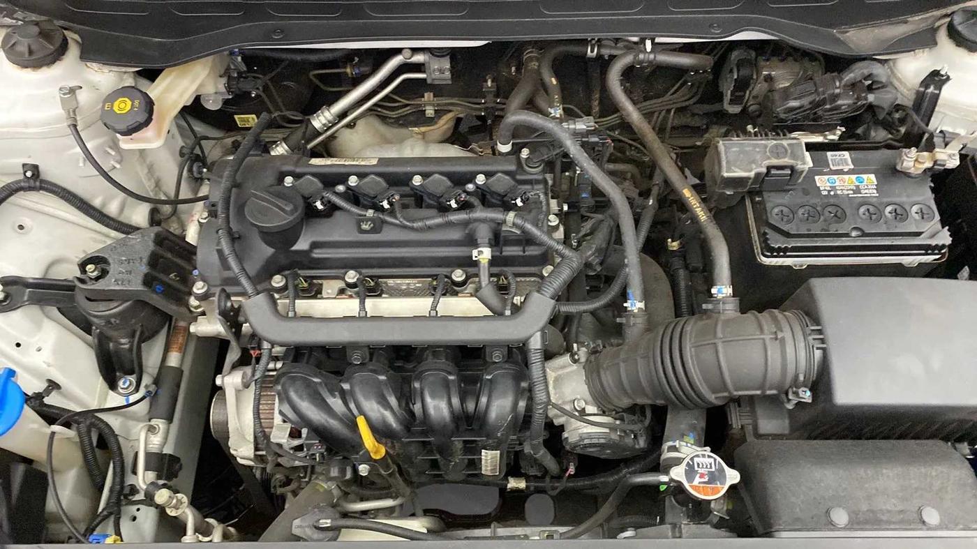 2021 Hyundai VENUE S 1.2, Petrol, Manual, 14,750 km, Open Bonet