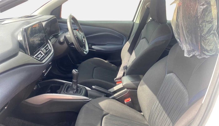 2022 Maruti Baleno ALPHA PETROL 1.2, Petrol, Manual, 2,031 km, Right Side Front Door Cabin