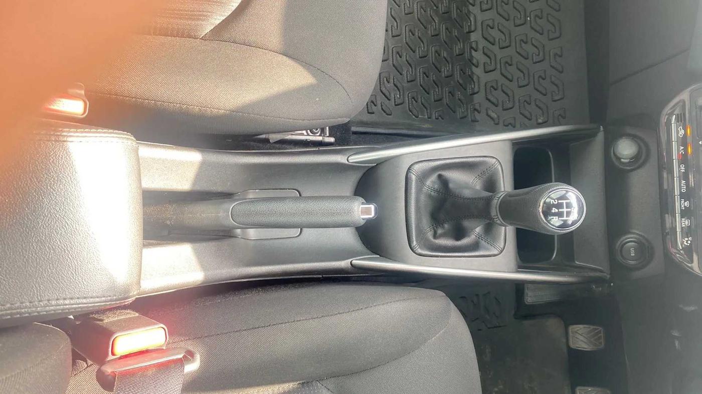 2022 Maruti Baleno ALPHA PETROL 1.2, Petrol, Manual, 2,031 km, Gear Lever