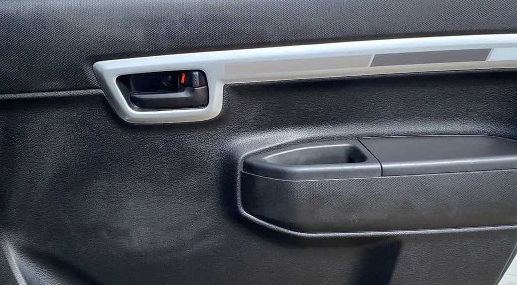 2022 Maruti S PRESSO VXI+, Petrol, Manual, 3,985 km, Driver Side Door Panels Control