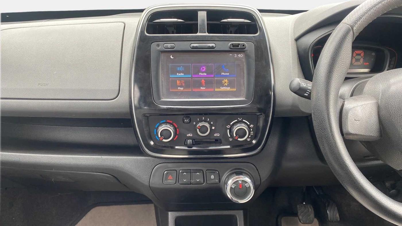 2018 Renault Kwid RXT 1.0 AMT (O), Petrol, Automatic, 26,077 km, Air Conditioner