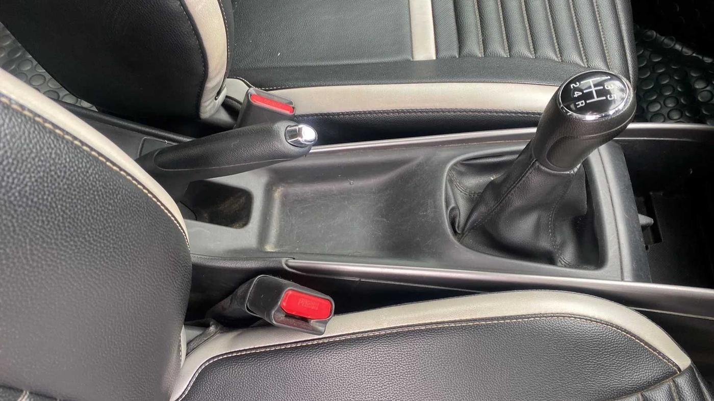 2020 Maruti Baleno DELTA PETROL 1.2, Petrol, Manual, 40,304 km, Gear Lever