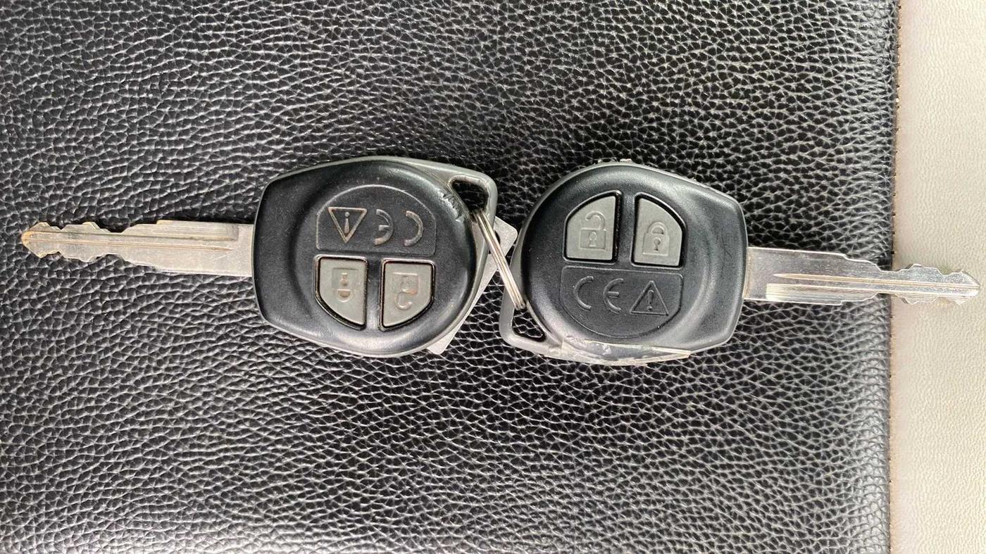 2020 Maruti Baleno DELTA PETROL 1.2, Petrol, Manual, 40,304 km, Key Close Up