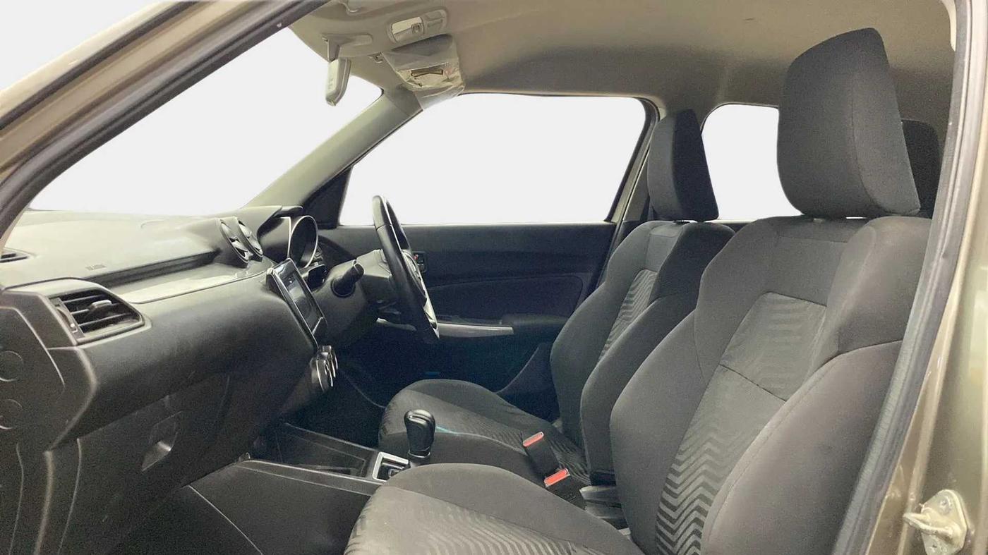 2018 Maruti Swift ZXI PLUS AMT, Petrol, Automatic, 70,478 km, Right Side Front Door Cabin