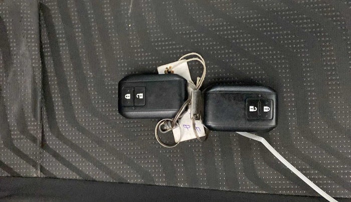 2018 Maruti Swift ZXI PLUS AMT, Petrol, Automatic, 70,478 km, Key Close Up