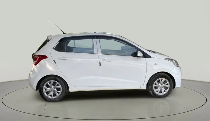 2018 Hyundai Grand i10 MAGNA 1.2 KAPPA VTVT, CNG, Manual, 59,928 km, Right Side View