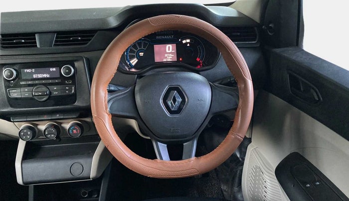 2022 Renault TRIBER RXL MT, Petrol, Manual, 39,834 km, Steering Wheel Close Up