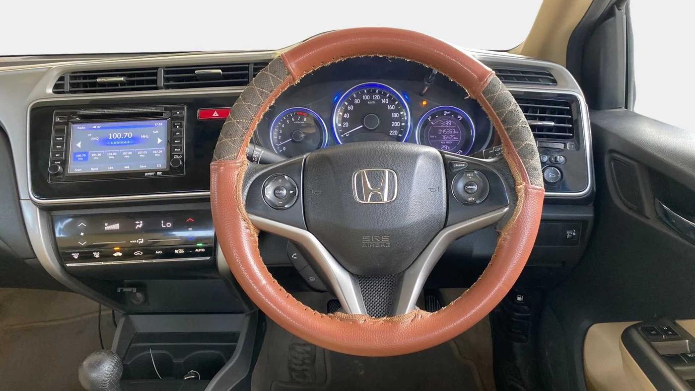 2016 Honda City 1.5L I-VTEC VX (O) MT, Petrol, Manual, 45,328 km, Steering Wheel Close Up