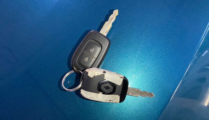 2021 Renault Kwid CLIMBER 1.0 (O), Petrol, Manual, 12,145 km, Key Close Up