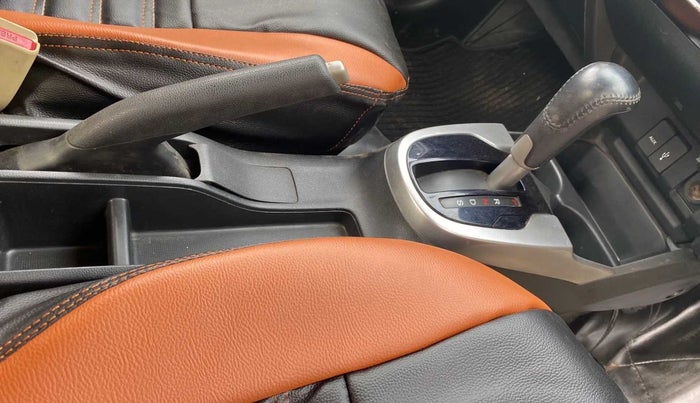 2015 Honda Jazz 1.2L I-VTEC V AT, Petrol, Automatic, 79,794 km, Gear Lever