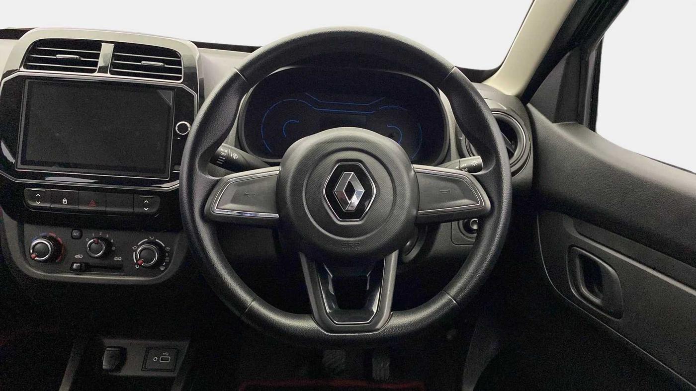 2022 Renault Kwid RXT 1.0 AMT (O), Petrol, Automatic, 7,603 km, Steering Wheel Close Up