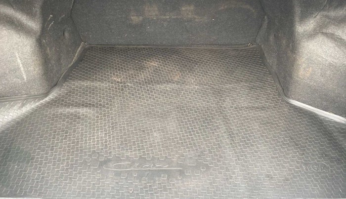 2016 Maruti Ciaz ZDI+ SHVS, Diesel, Manual, 57,061 km, Boot Inside
