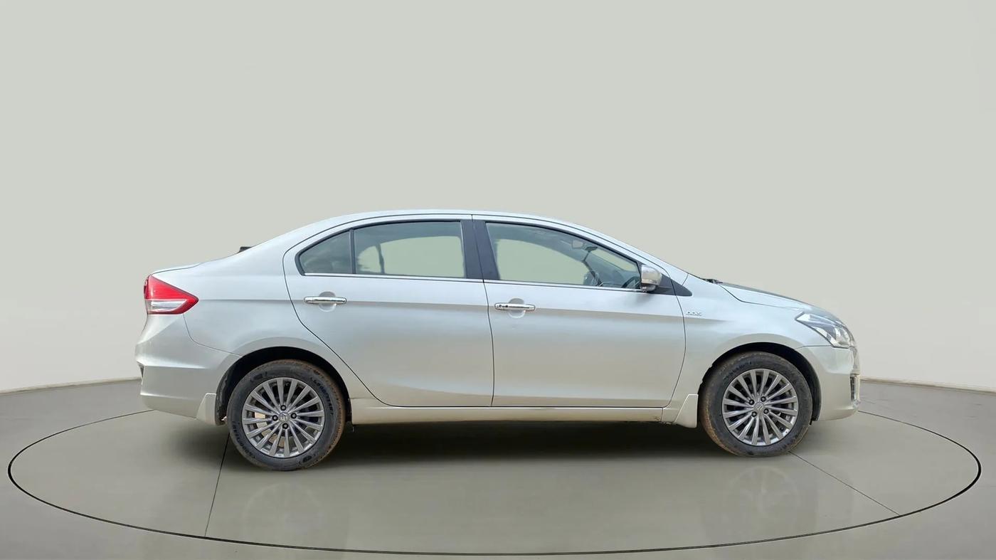 2016 Maruti Ciaz ZDI+ SHVS, Diesel, Manual, 57,061 km, Right Side