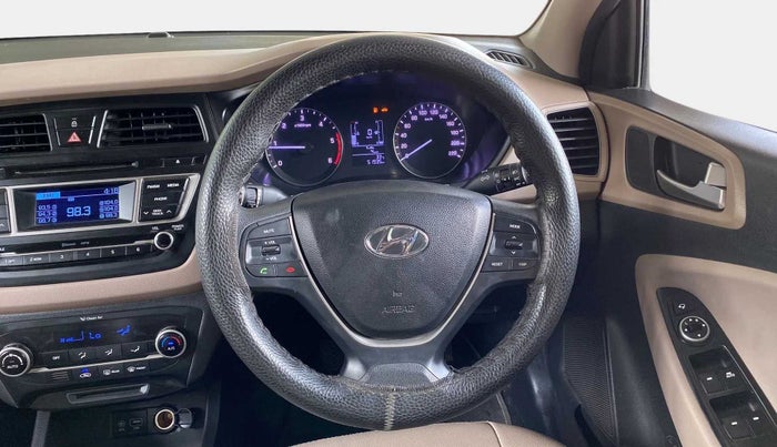 2015 Hyundai Elite i20 SPORTZ 1.4 (O) CRDI, Diesel, Manual, 51,943 km, Steering Wheel Close Up