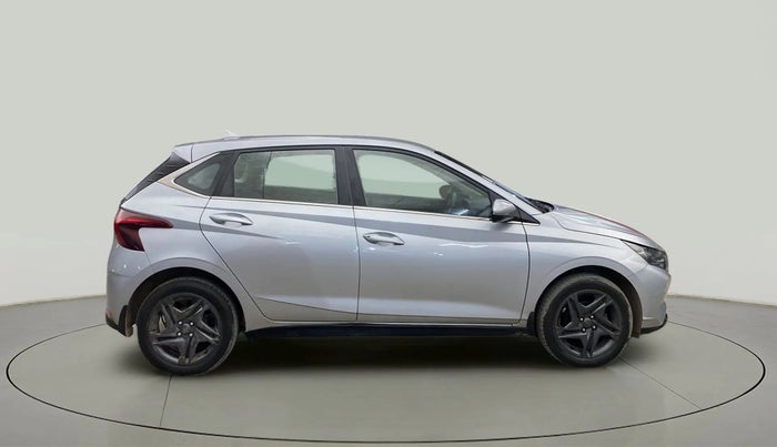 2021 Hyundai NEW I20 SPORTZ 1.2 MT, Petrol, Manual, 44,186 km, Right Side View