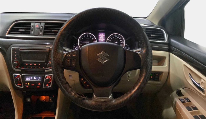 2015 Maruti Ciaz VXI+, Petrol, Manual, 63,184 km, Steering Wheel Close Up