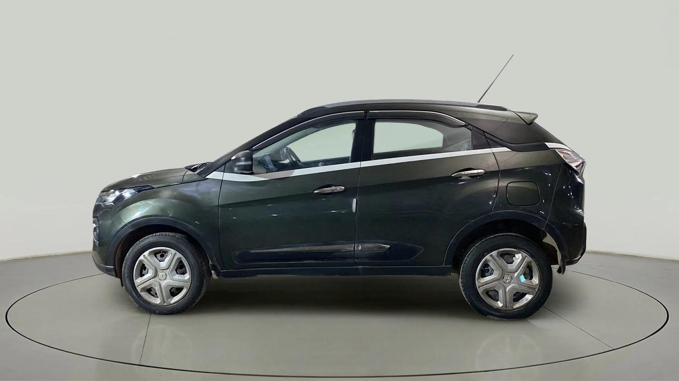 2022 Tata NEXON XMA SUNROOF DIESEL, Diesel, Automatic, 27,974 km, Left Side
