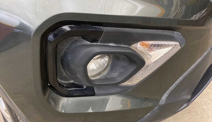 2022 Tata NEXON XMA SUNROOF DIESEL, Diesel, Automatic, 27,974 km, Right fog light - Not working