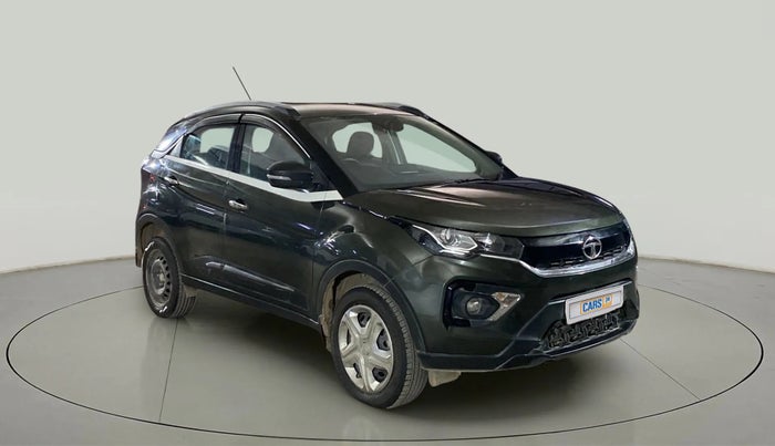 2022 Tata NEXON XMA SUNROOF DIESEL, Diesel, Automatic, 27,974 km, Right Front Diagonal